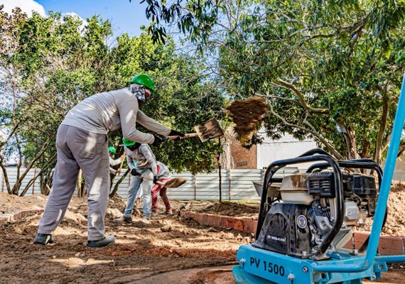 Prefeitura dá início à revitalização da Área Verde, cartão-postal do município