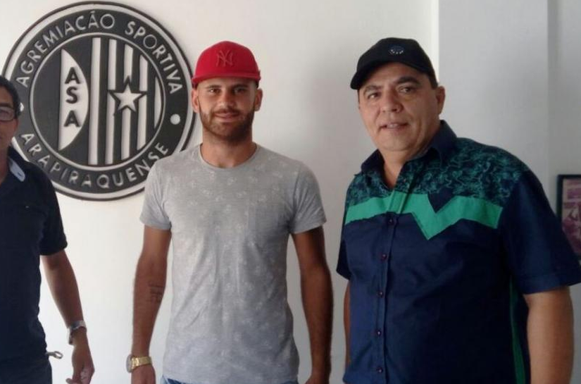 Cria da base do ASA, Klenisson se despede do alvinegro e vai a SP