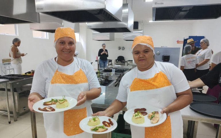 Merendeira de escola da Prefeitura de Penedo vence etapa regional do concurso promovido pelo Sebrae Alagoas