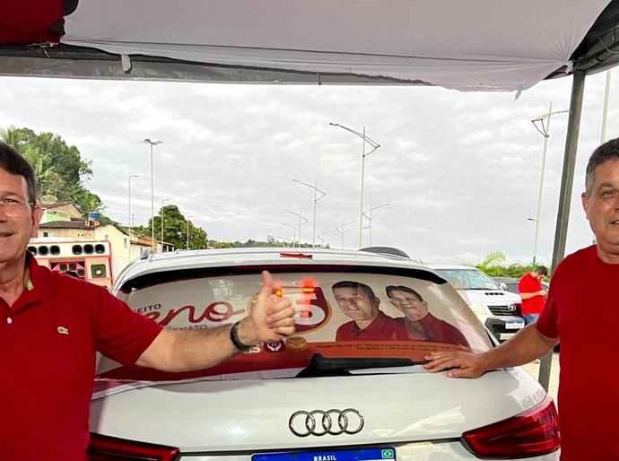 Neno Freitas inicia campanha com grande adesivaço em Branquinha