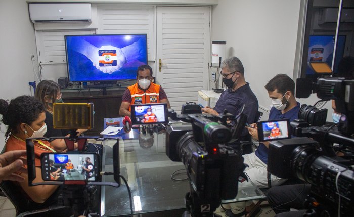 Medida foi tomada durante reunião entre Defesa Civil, GGI dos Bairros e técnicos da Braskem
