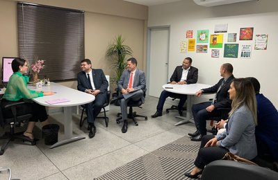 Juíza Carolina Valões discute demandas do Juizado Especial com advogados de Arapiraca