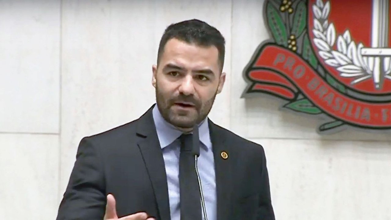 OAB Paulista faz ‘Marcha contra a Misoginia’ e pede cassação de Arthur do Val