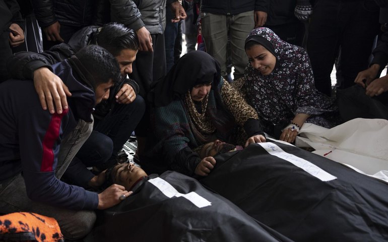 Número de mortos em ataques israelenses na Faixa de Gaza ultrapassa 60.000, diz autoridade local