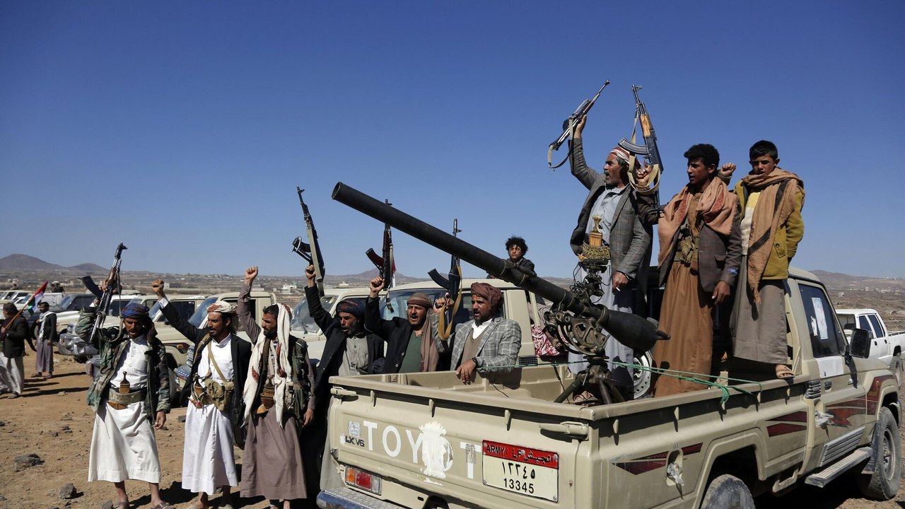 Houthis declaram ter atacado Tel Aviv com míssil hipersônico
