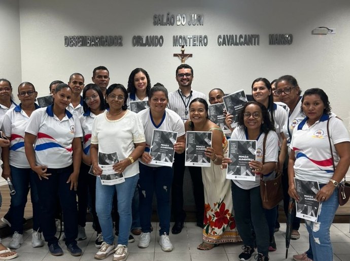 PCJE promove atividade com estudantes sobre Judiciário e Ação de Alimentos em Cajueiro