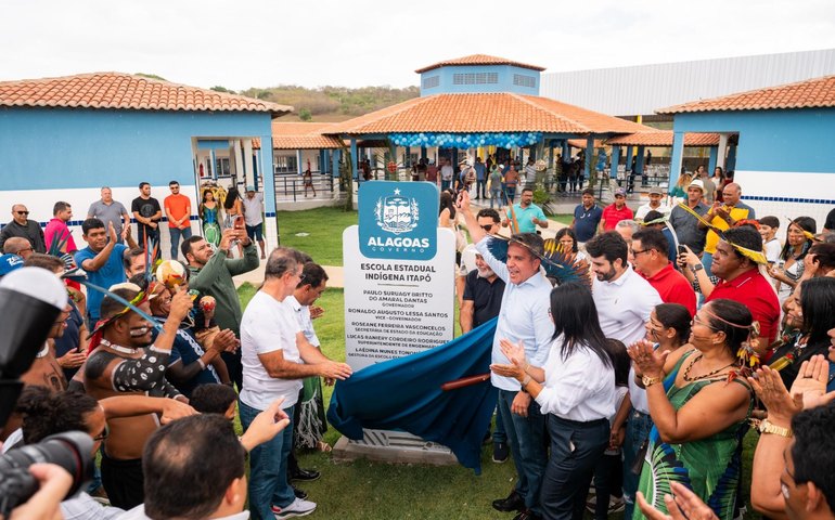 Governo Paulo Dantas inaugura escola indígena após 36 anos de espera em São Sebastião