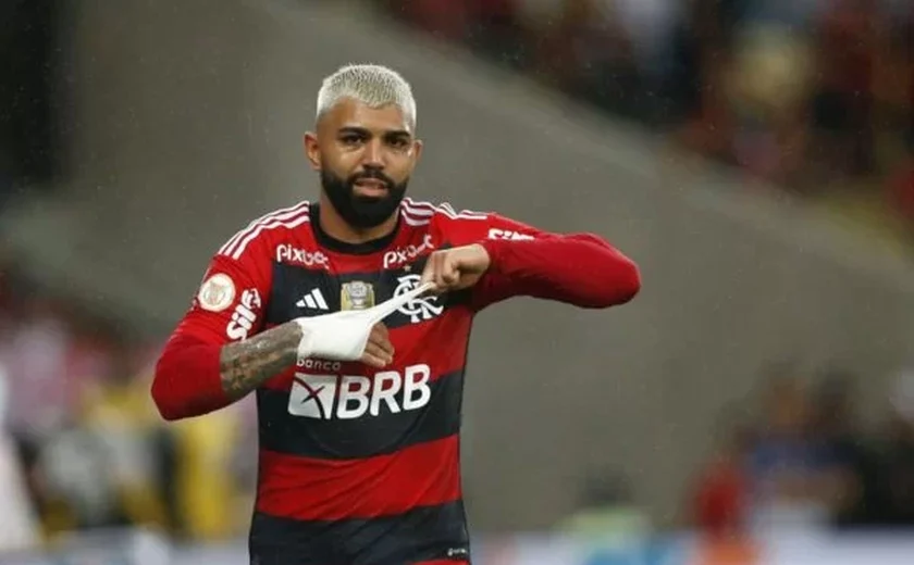 Gabigol brilha com 2 gols, Flamengo vence o Atlético-MG e fica perto do penta da Copa do Brasil