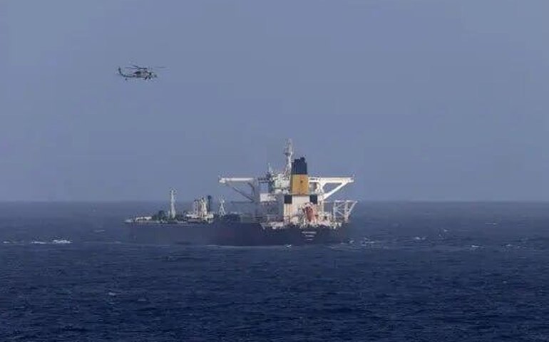 Guarda Costeira dos EUA enfrenta desafios para apreender terceiro petroleiro ligado à Venezuela