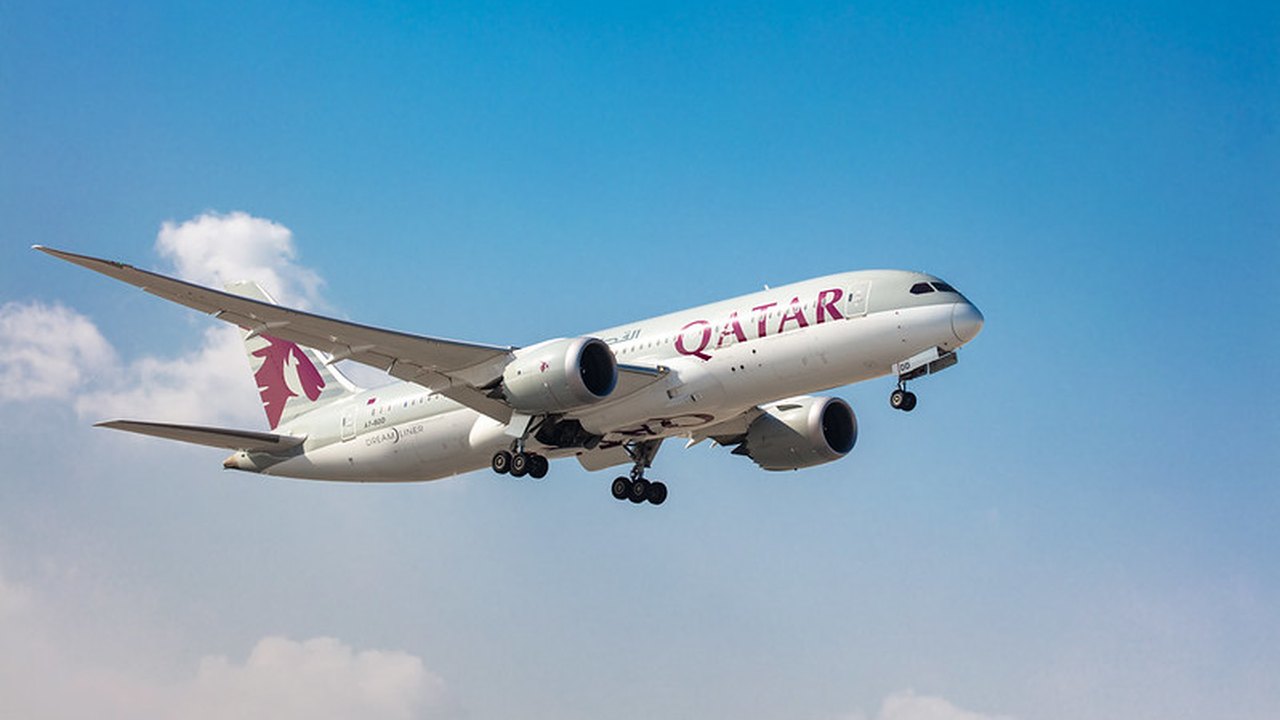 Doze pessoas ficam feridas por conta de turbulência durante voo da Qatar Airways