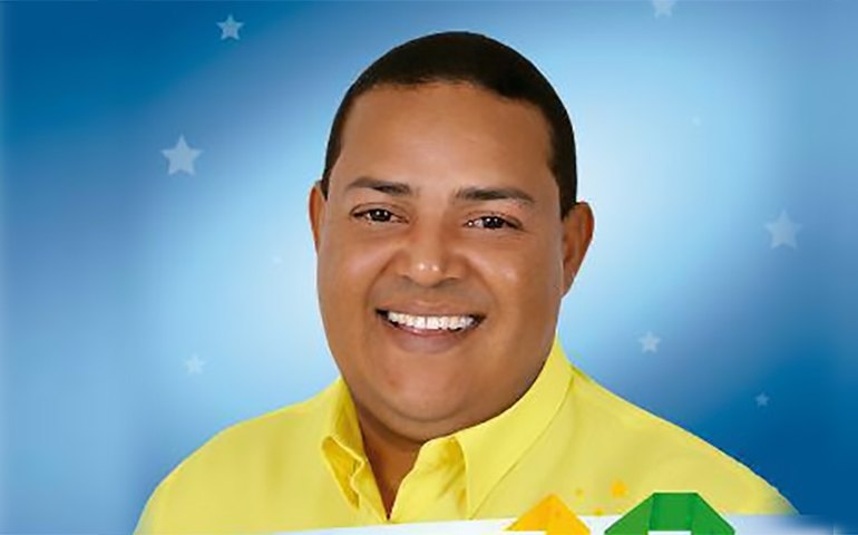 ﻿Acusado de estupro, prefeito eleito de Santa Luzia do Norte tem prisão decretada