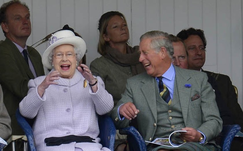Gripados, rainha Elizabeth e príncipe Philip adiam viagem de Natal