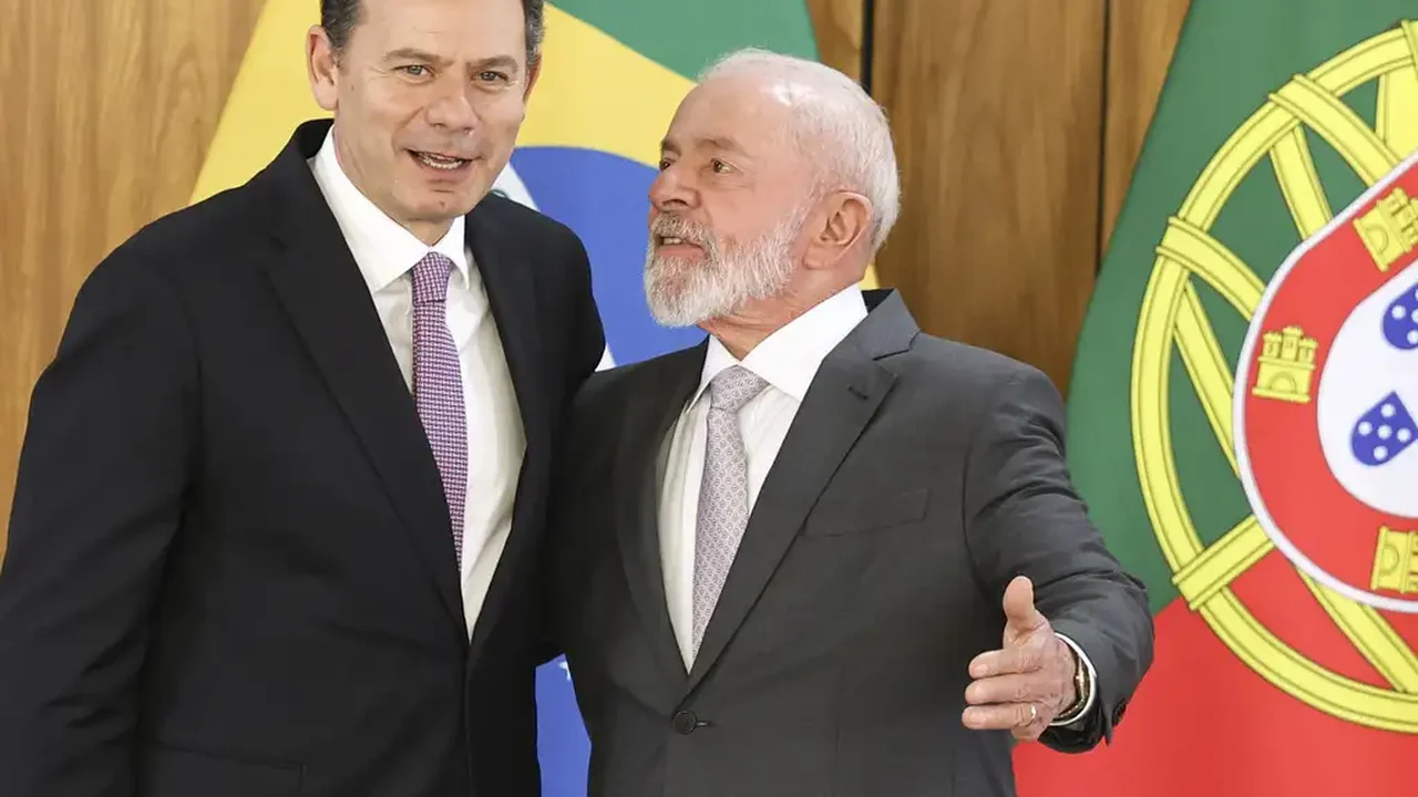 Ao lado de Lula, primeiro-ministro de Portugal defende acordo entre UE e Mercosul