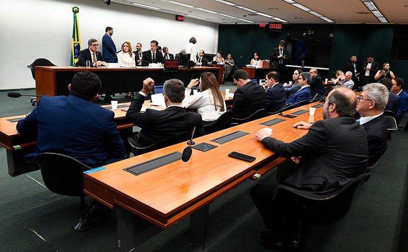 Congresso Nacional adia para próxima semana sessão que analisaria 16 Vetos  Presidenciais - Anoreg