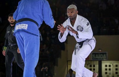 Grandes nomes do Jiu-Jitsu paranaense se enfrentam no CWB Black Belt 2025