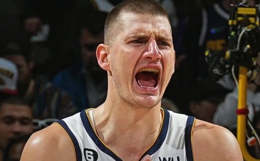 Jokic obtém seu nono 'triple-double' na temporada, e Nuggets vencem Pelicans na prorrogação