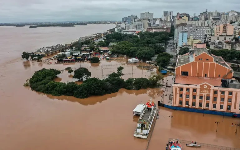 Chuva faz nível do Guaíba voltar a subir em Porto Alegre