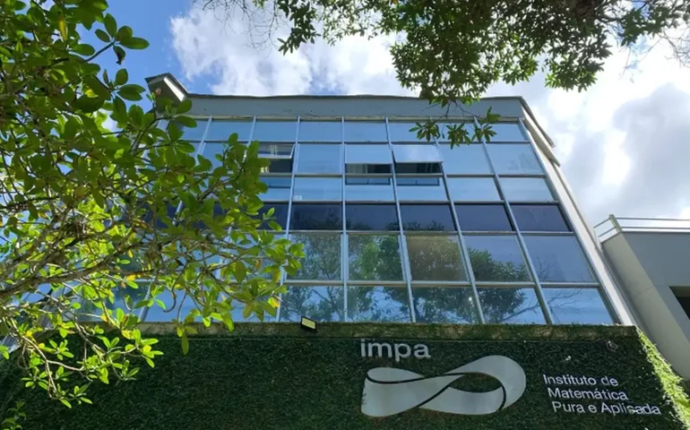 OBMEP bate recorde de escolas e cidades com 18,6 milhões de estudantes