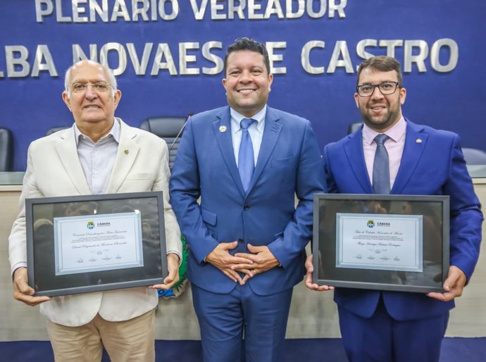 Allan Pierre entrega Comenda Mário Guimarães para Daniel Bernardes e Título de Cidadão Honorário e ao servidor público Thiago Henrique