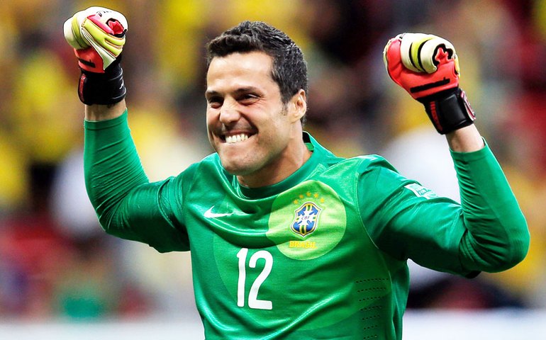 Com brasileiro, revista elege os dez maiores goleiros do século; veja lista