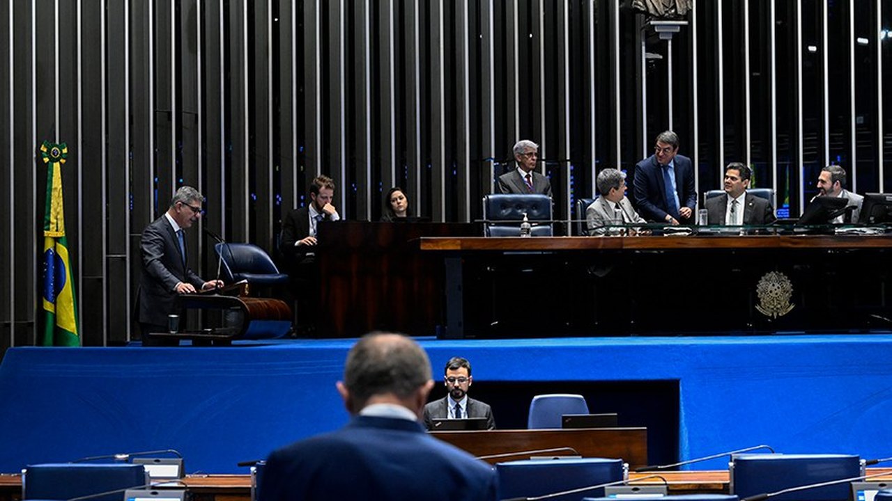 Senado aprova projeto para incentivar atividade das mulheres artesãs