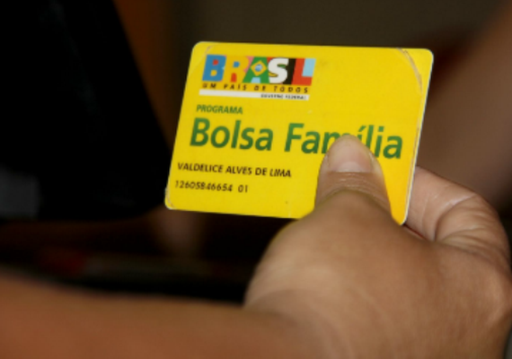 Bolsa Família: recursos podem ser destinados a trabalhadores com carteira assinada