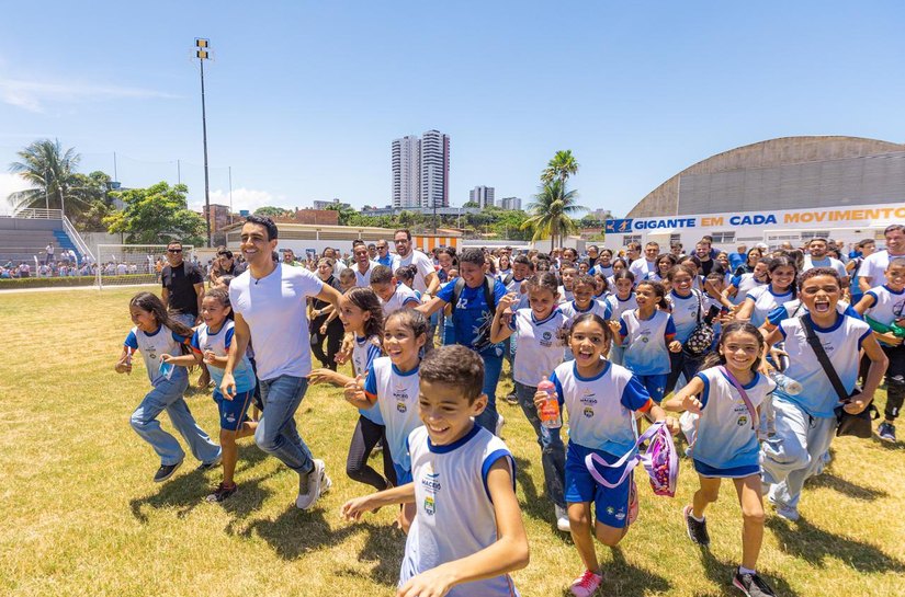 JHC entrega Gigantão, um marco na história do esporte e educação em Alagoa