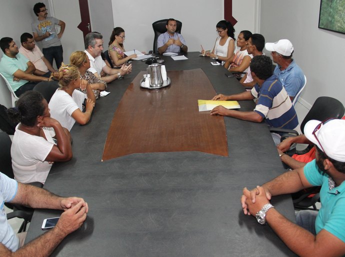 Catadores apresentam proposta para formalizar cooperativa em Arapiraca