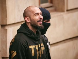 Influenciador da 'machosfera' Andrew Tate é denunciado por abuso sexual e tráfico de menores