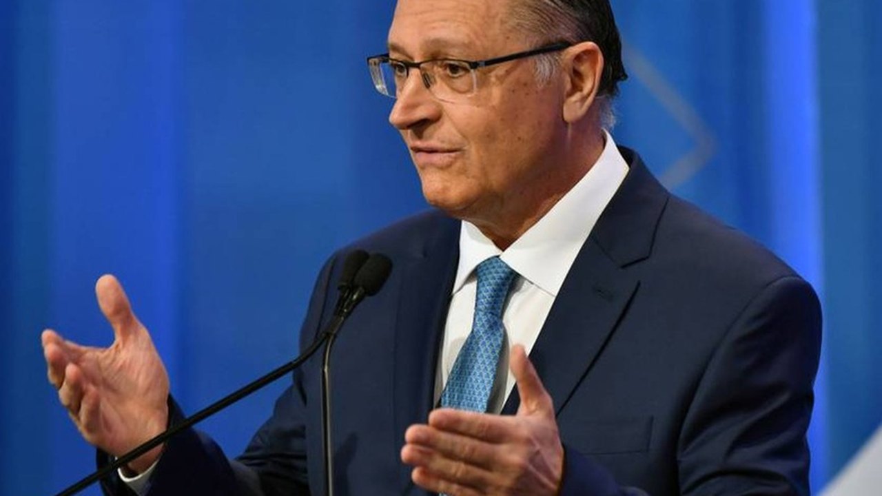 Alckmin pede votos do interior de São Paulo para Haddad na véspera das eleições