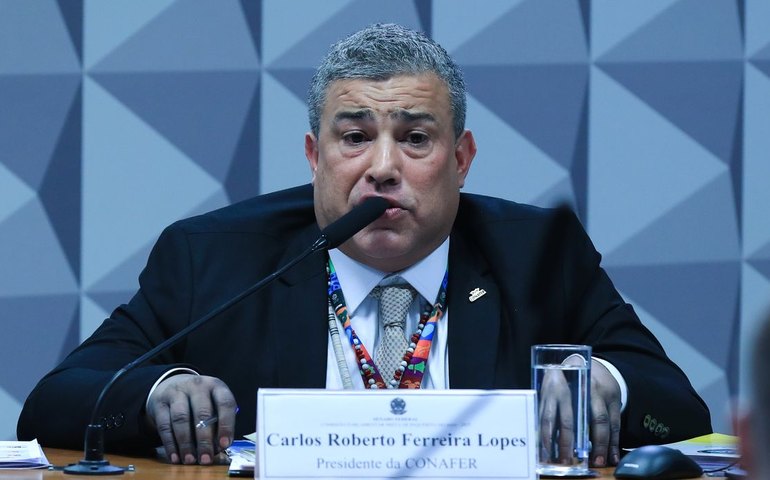 Presidente de associação é preso em CPMI do INSS por suposta mentira