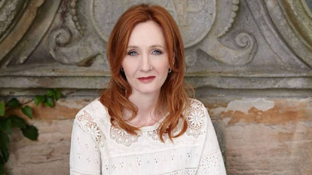 Autora diz que não foi excluída do especial ‘Harry Potter: De Volta a Hogwarts’