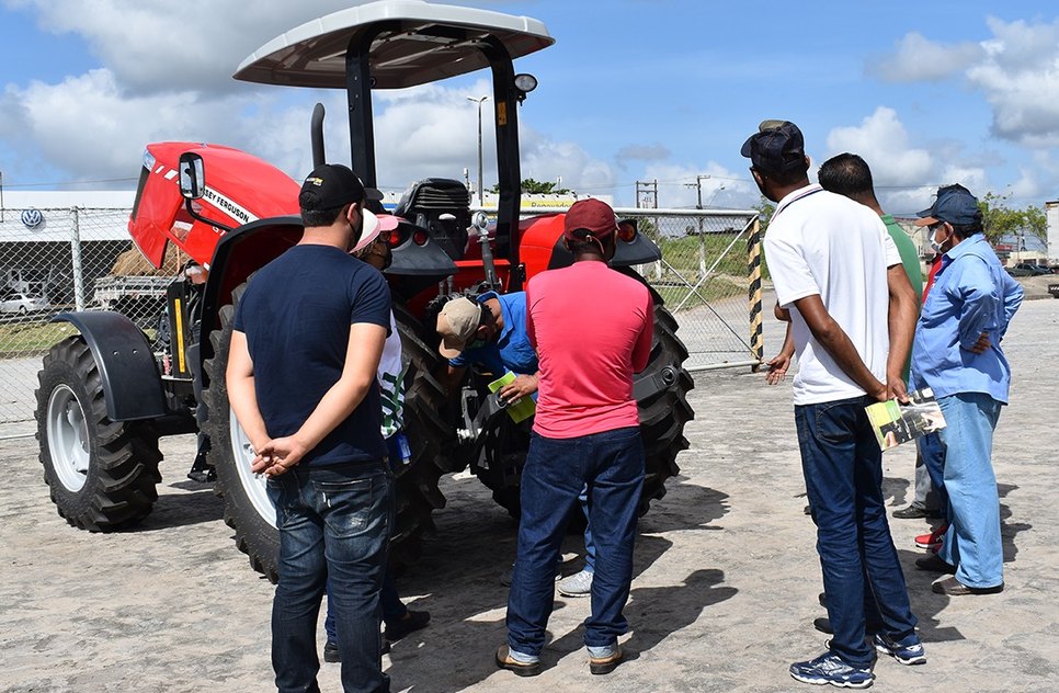 Curso de operador de máquina agricola / Foto: Senar Sergipe