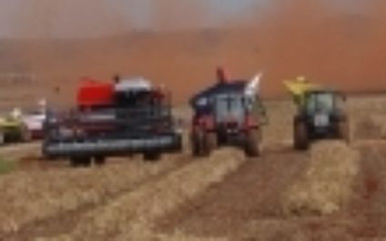 No Paraná, produtor afirma esperar chuva para plantar soja