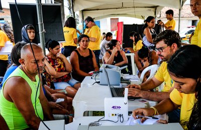 SMTT leva ações e serviços ao bairro Santos Dumont