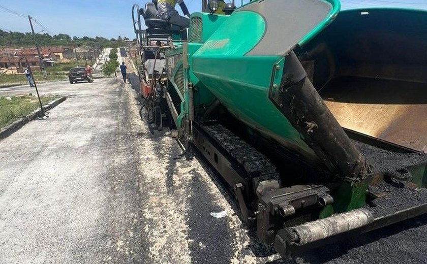 Três bairros de Arapiraca terão ruas asfaltadas e sinalizadas