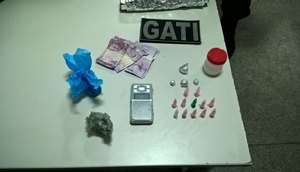 dois suspeitos de trafico de drogas presos