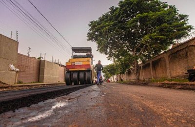 Prefeitura já pavimentou 37 ruas em Arapiraca e mais 175 seguem em ritmo acelerado
