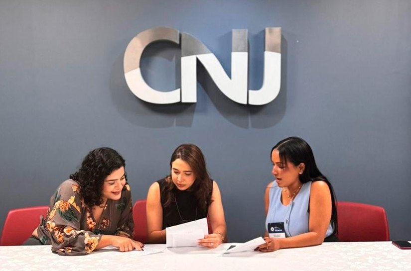 Integrantes de equipe multidisciplinar do TJAL participam de evento do CNJ