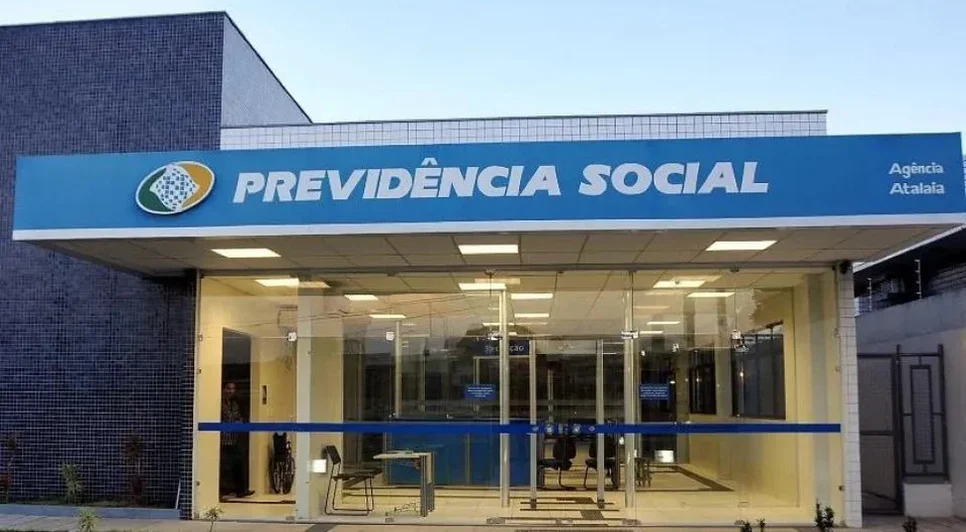 Balancetes da ALE registram R$ 368,8 mil em multas ao INSS até julho de 2026. - Foto: Shutterstock/Ilustração
