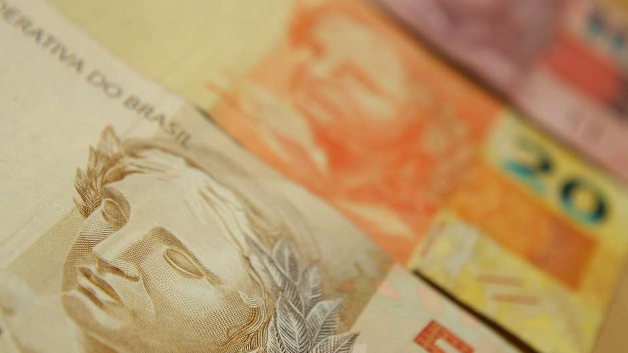 Salário mínimo será de R$ 954 a partir de 1° de janeiro