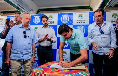 Rui Palmeira e ministro das Cidades autorizam construção de novas moradias em Maceió