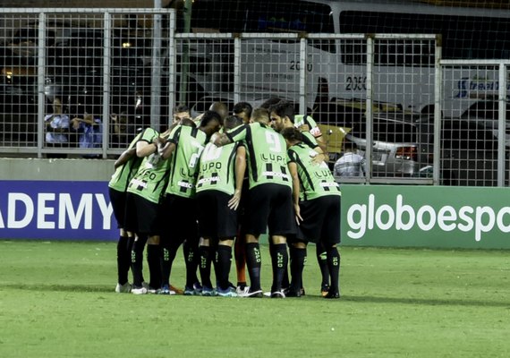 América-MG bate o Vitória por 2 a 1 e assume a terceira posição no Brasileirão