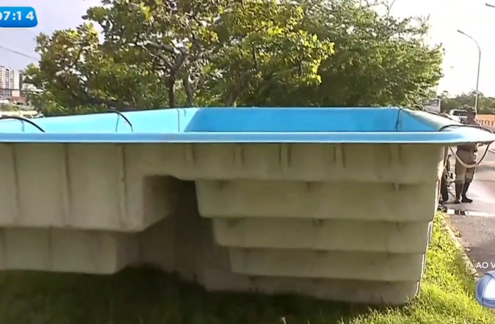 Piscina na rua
