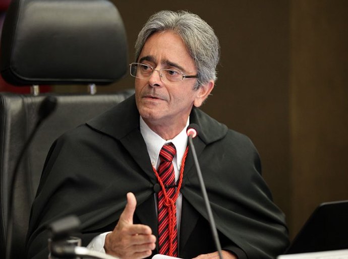 TJ determina prosseguimento de ação de improbidade contra ex-prefeito