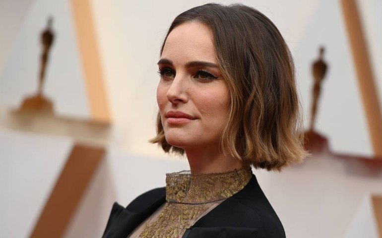 Natalie Portman estreia como escritora com versão moderna de fábulas