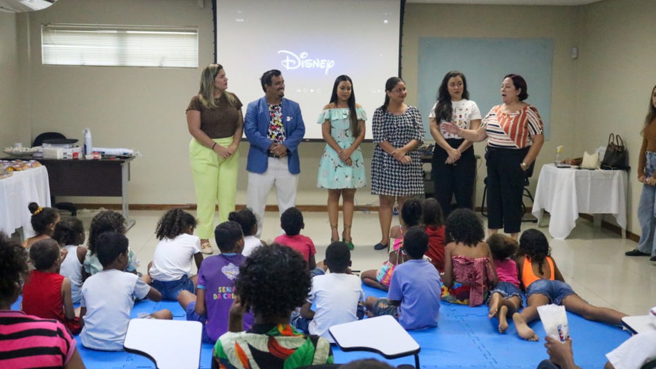 OAB e Caixa de Assistência dos Advogados promovem sessão de cinema para crianças da Vila Emater