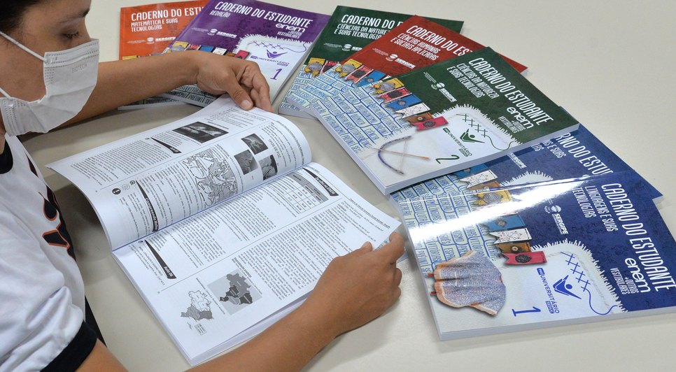 cadernos ENEM foto Maria Odília 10052022 02 / Foto: Maria Odília