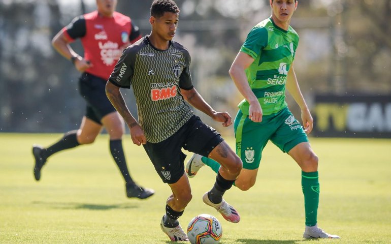Atlético vence América em jogo-treino com 2 gols de Marrony e lesão de Tardelli