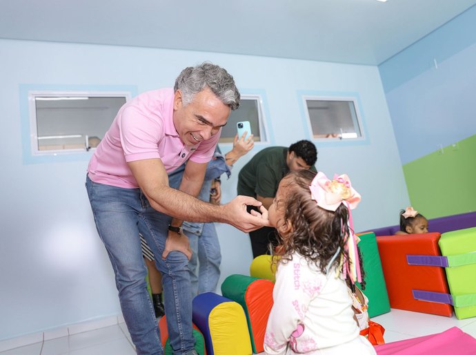Alagoas se torna referência em políticas públicas de educação, afirma Rafael Brito durante inaugurações em Taquarana